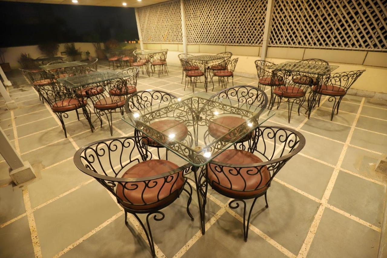 Hotel Shanti Villa Nueva Delhi Exterior foto