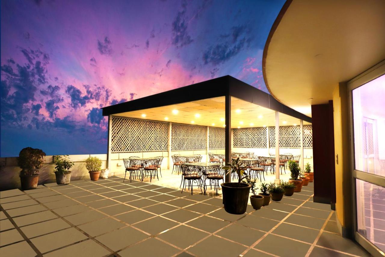 Hotel Shanti Villa Nueva Delhi Exterior foto